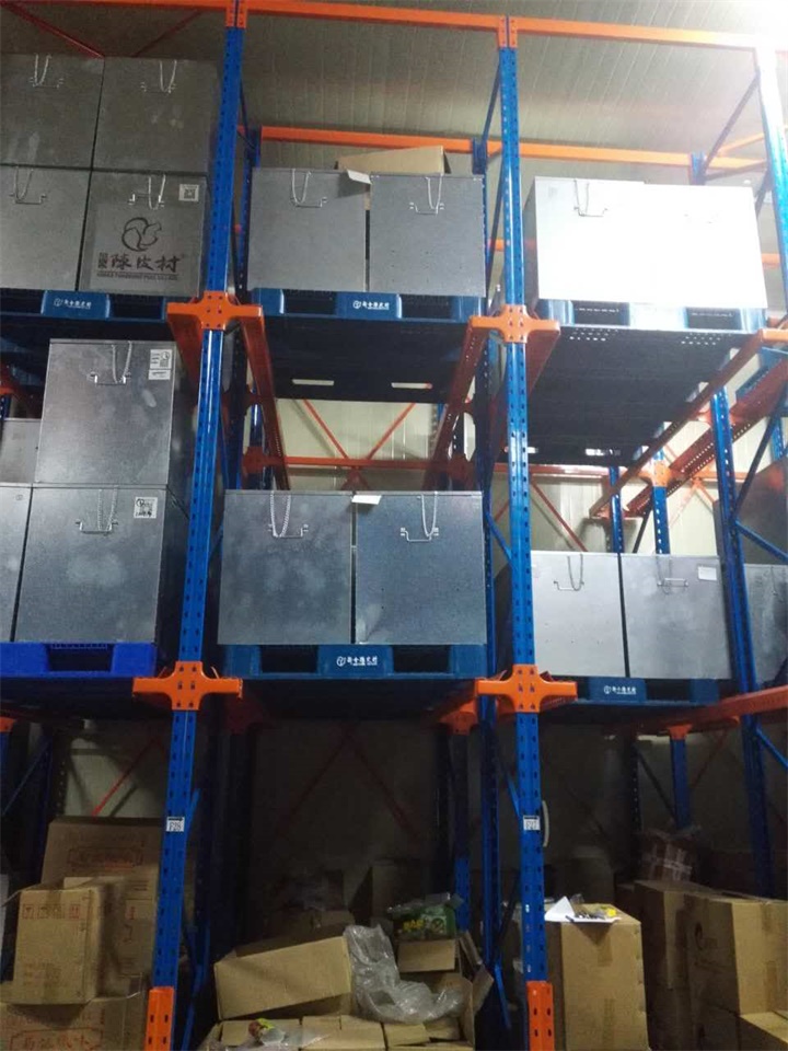 通廊式仓库货架