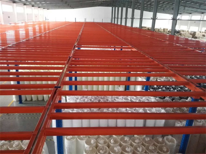 江门棠下华普容器有限公司现场3600平方拆装式阁楼平台